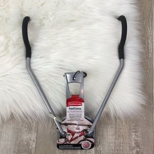 Rubbermaid Fasttrack Garage Horizontal Bike Rack